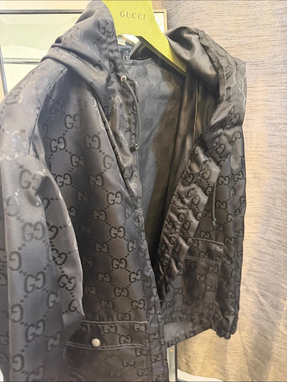 Gucci all over